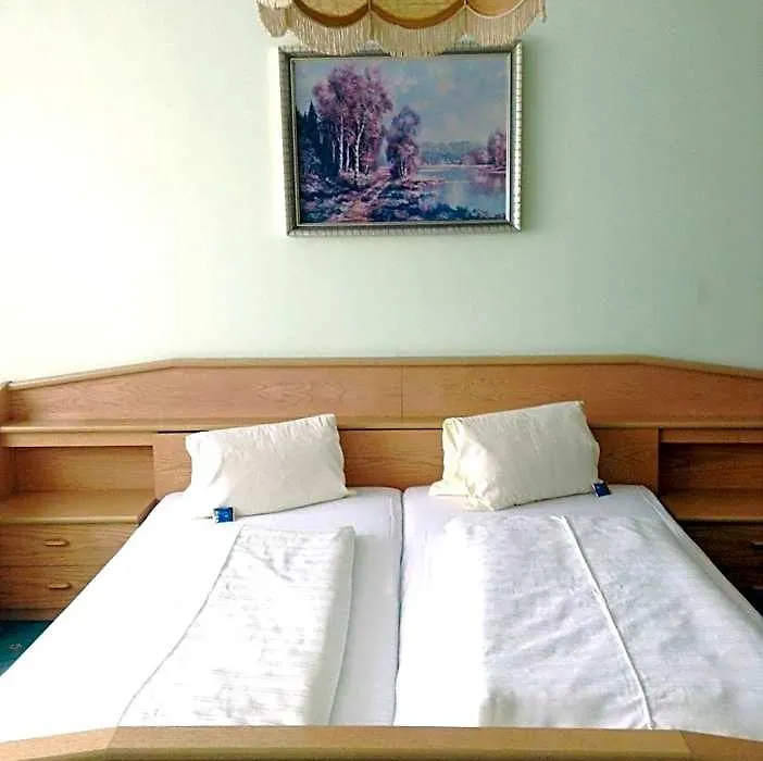 Hotel Garni-1